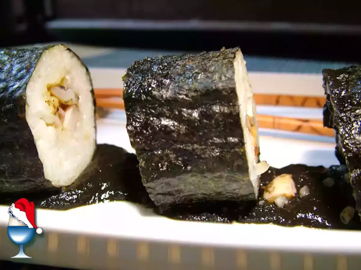 ESPECIAL SALSA NEGRA III: Sushi de chipirón
