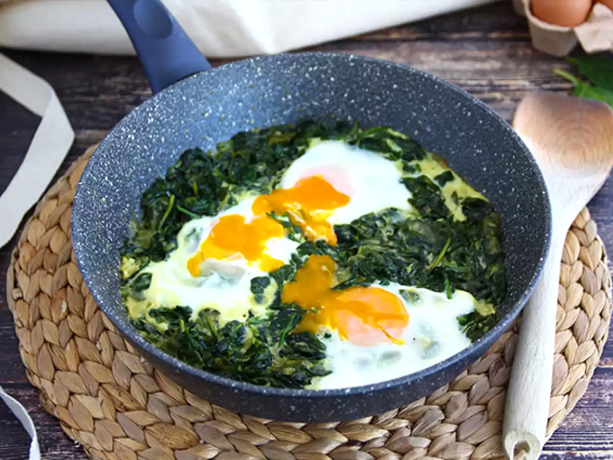 Espinacas a la crema con huevos - foto 2