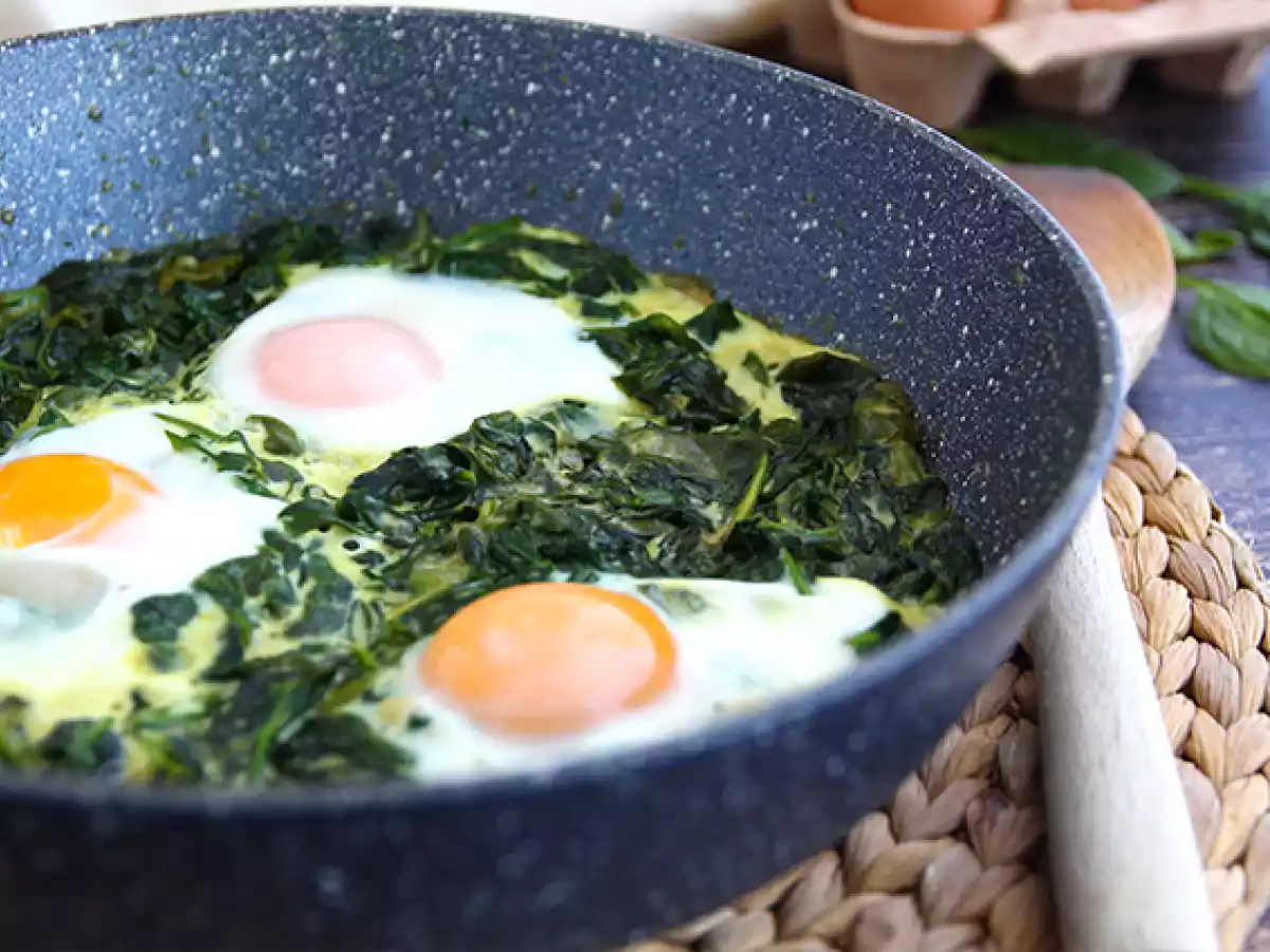 Espinacas a la crema con huevos - foto 5