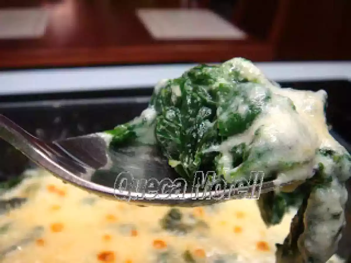 ESPINACAS CON BECHAMEL Y GRATINADAS