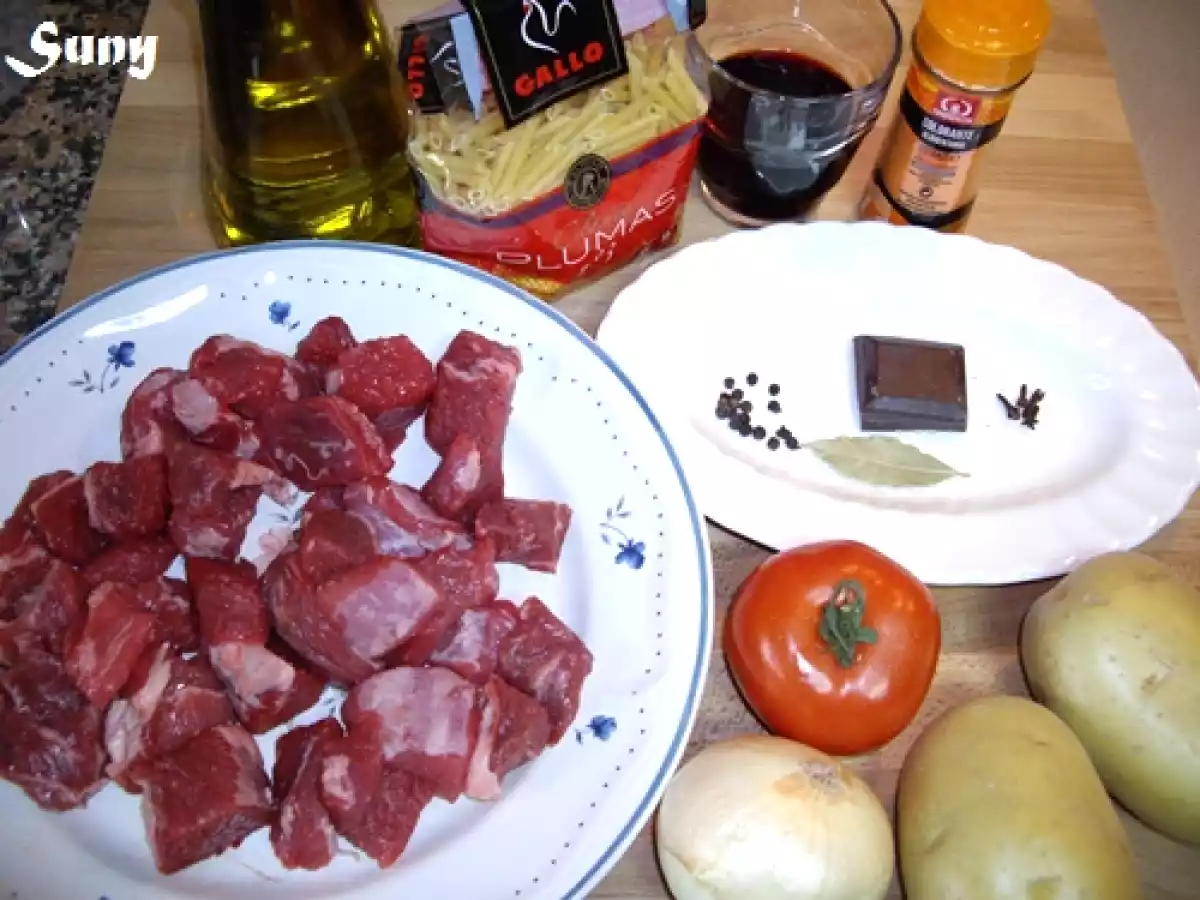 Estofado de ternera con macarrones - foto 2