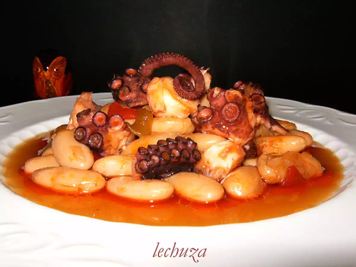 Fabas (alubias blancas) con pulpo