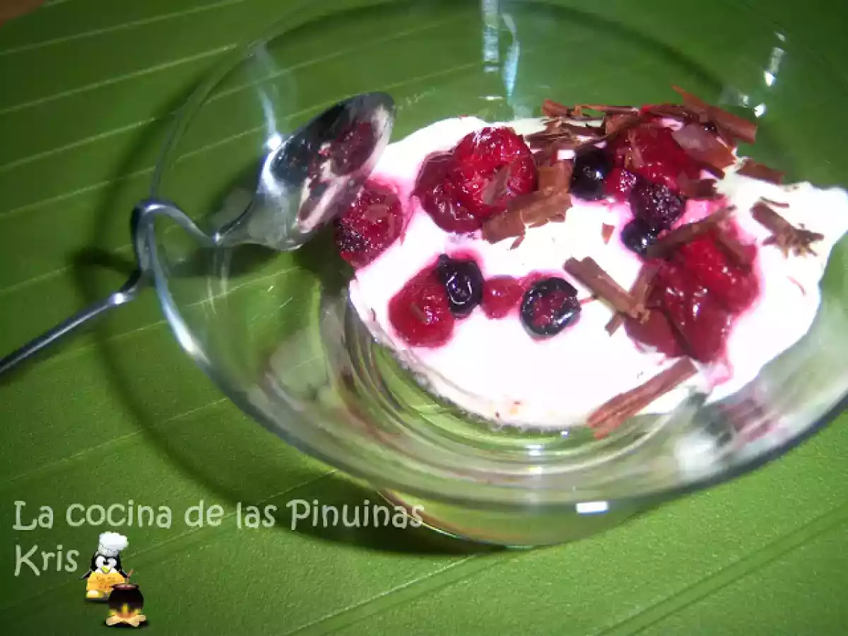 FALSO TIRAMISÚ DE FRUTOS ROJOS - foto 3