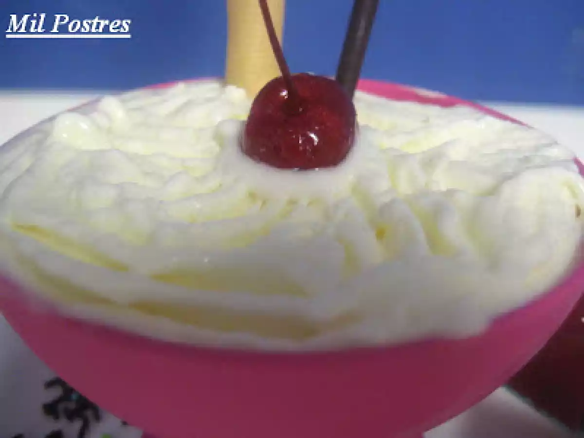 Ferienküche: Helado de queso mascarpone con dos salsas - foto 3