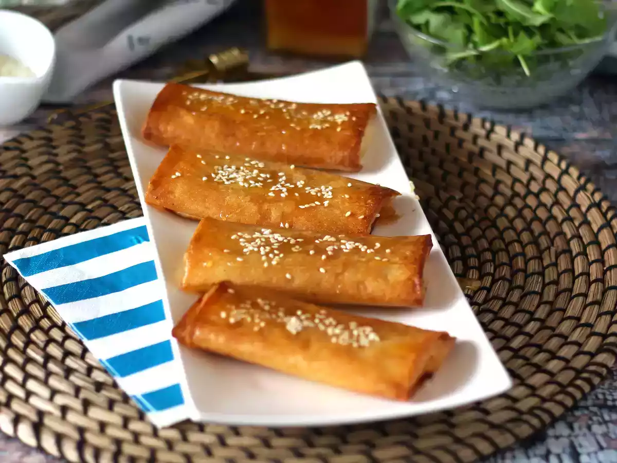Feta Saganaki, la receta griega crujiente con queso feta y miel - foto 5