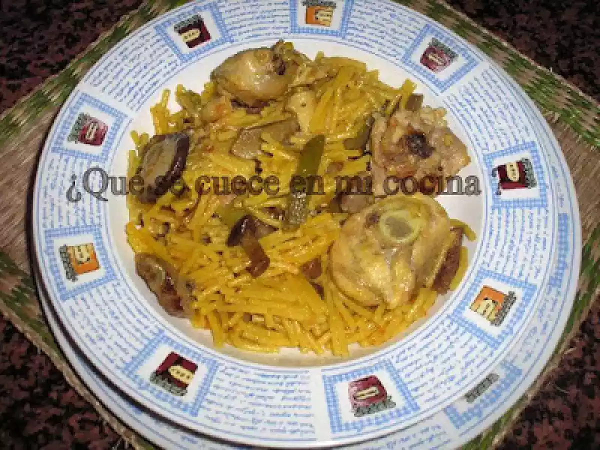 FIDE-GUÁY DE POLLO, CONEJO Y SETAS.