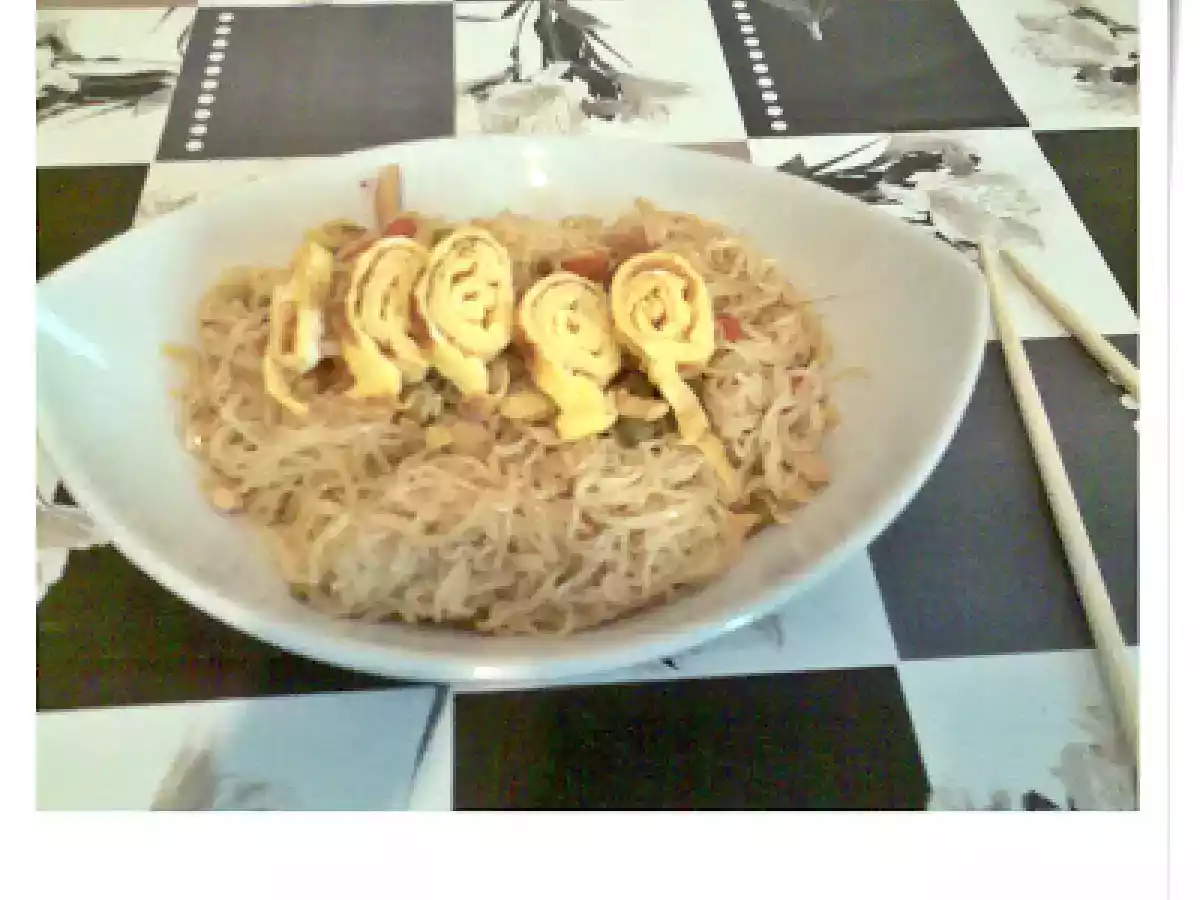FIDEOS CHINOS 3 DELICIAS