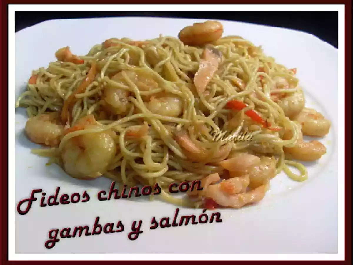 FIDEOS CHINOS CON GAMBAS Y SALMÓN - foto 2