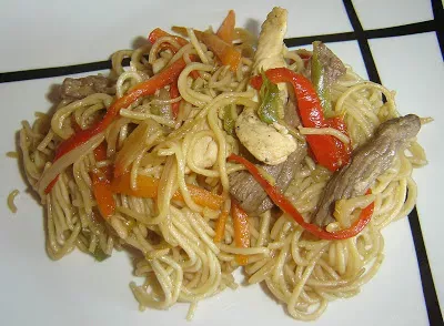 Wok de fideos chinos, verduras y proteina de soja texturizada ¡una receta  vegana! - Receta Petitchef