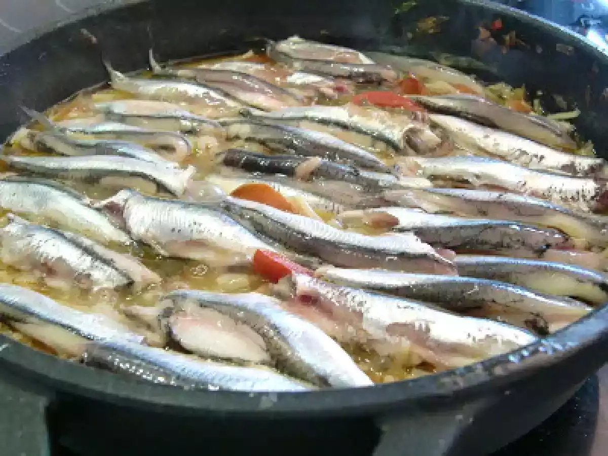Fideos con boquerones / Fideus d'anxova - foto 2
