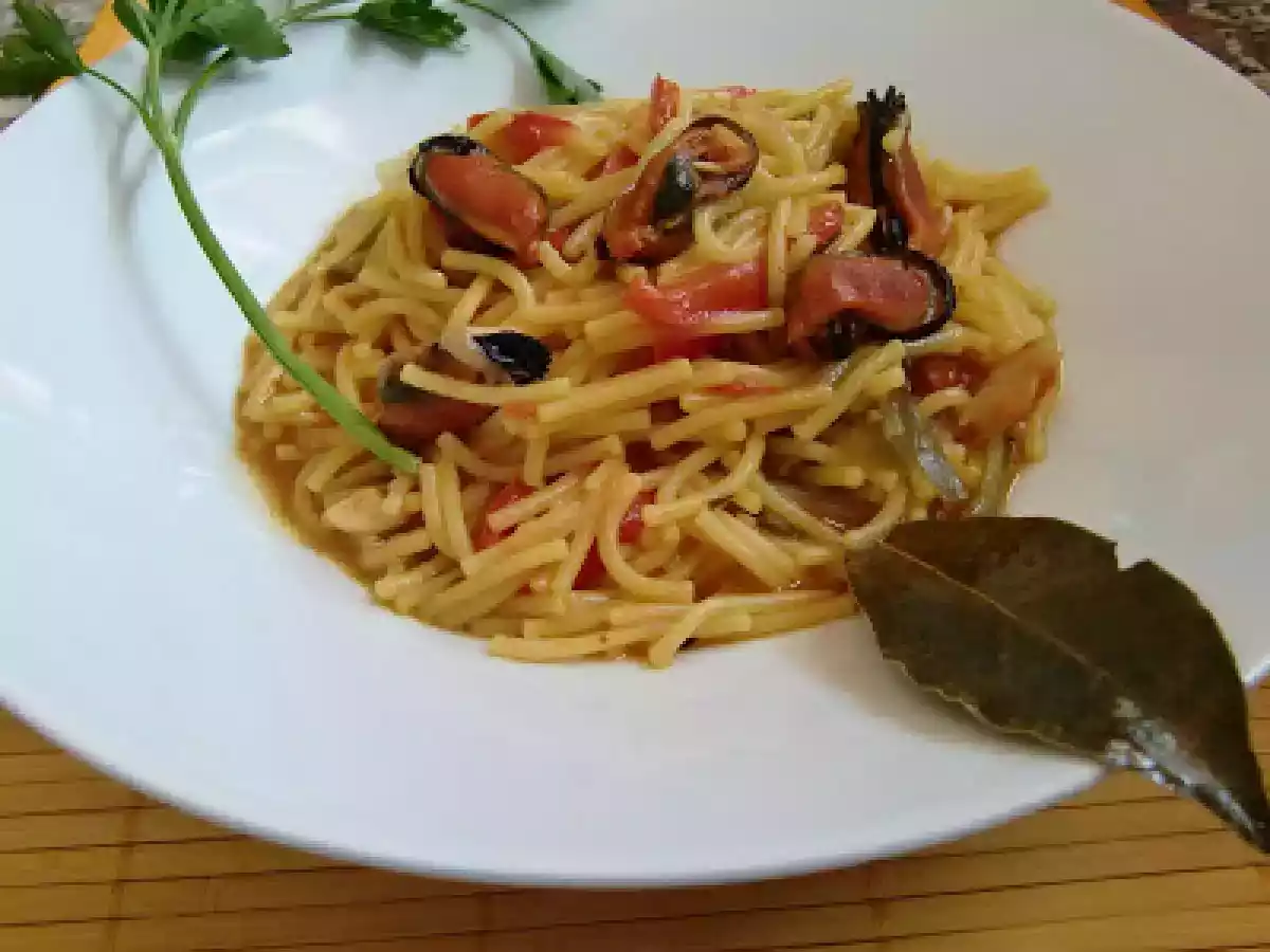 Fideos con mejillones
