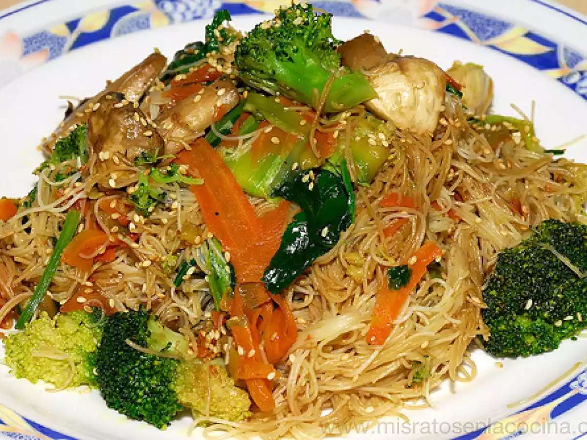 Fideos de arroz con verduras - foto 2