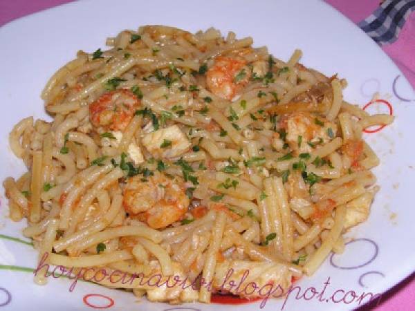 Fideos marineros a la cazuela