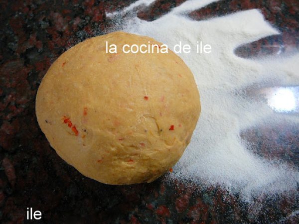 Fideos o tallarines de morrones o pimientos rojos - Receta Petitchef