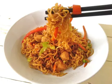Cómo cocinar fideos chinos: en ramen, fritos o salteados - Animal