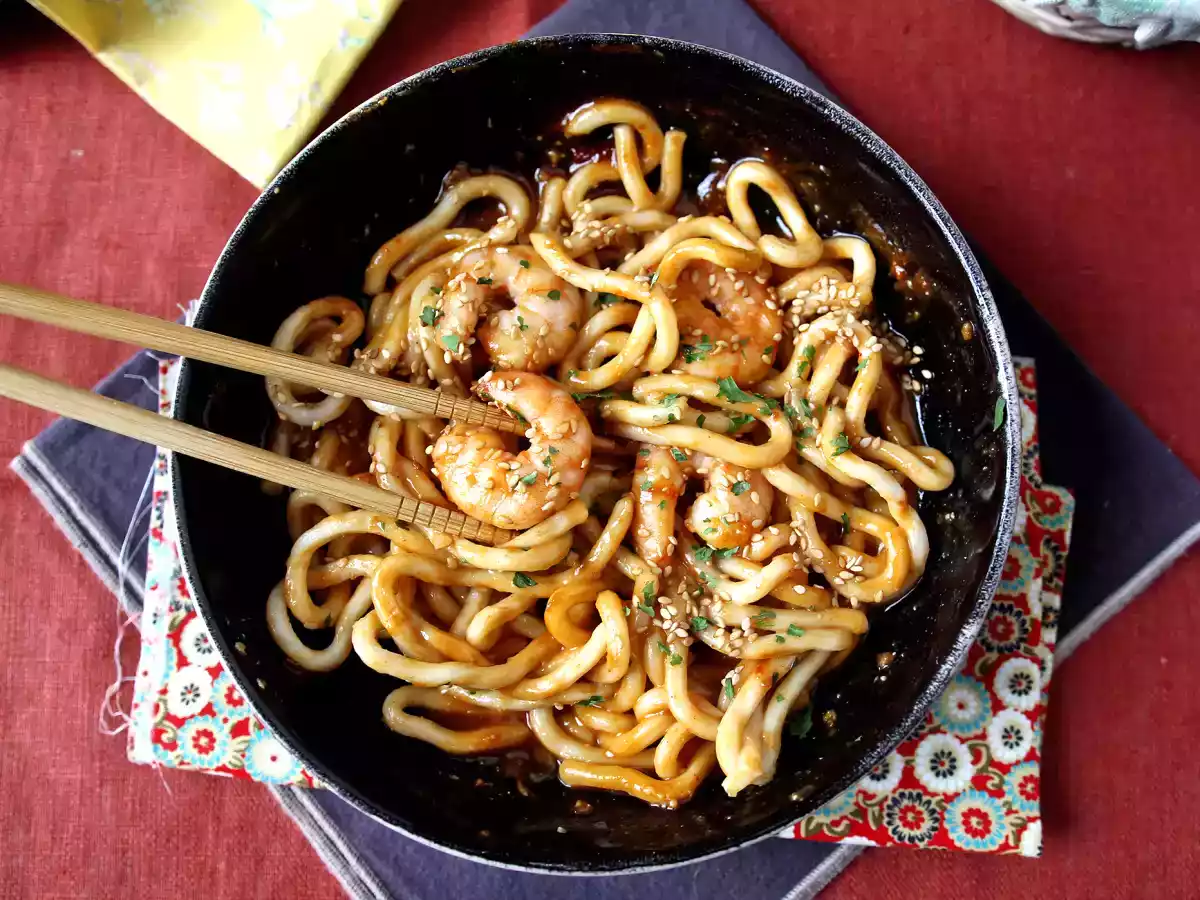 Fideos udon con gambas y salsa de cacahuete picante - foto 6