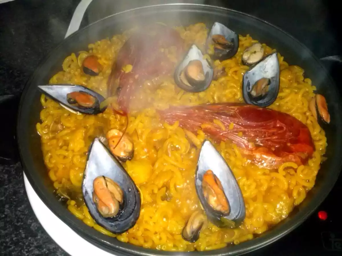 FIDEUA CON CARABINEROS