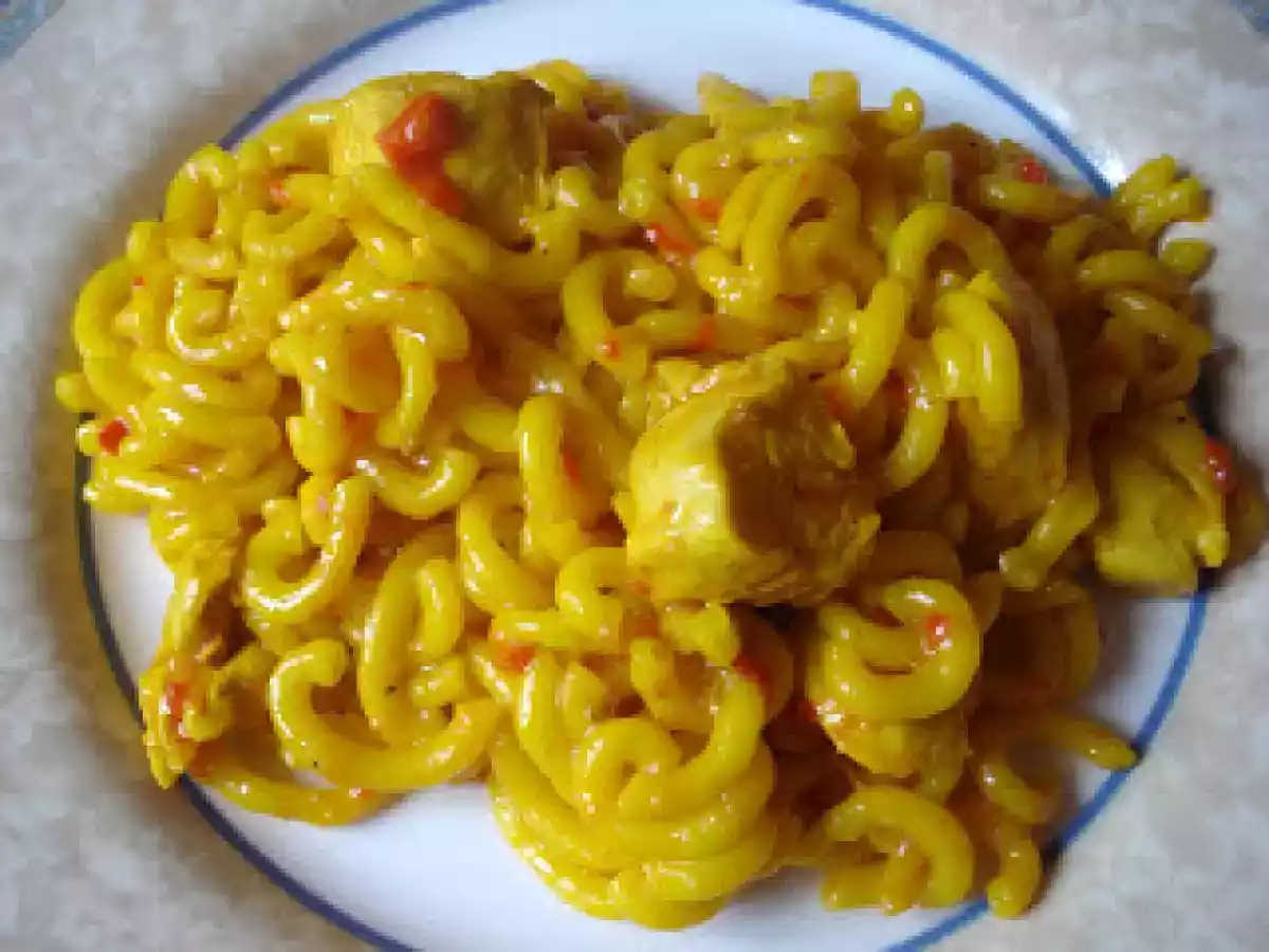 FIDEUA DE POLLO (FUSSION COOK)