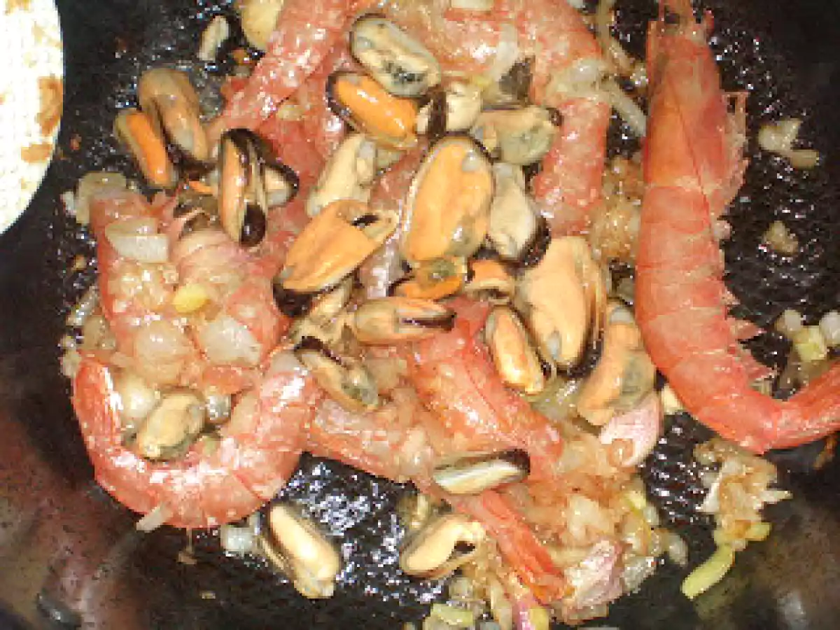 FIDEUÀ EMPEZADA CON MÁQUINAS Y TERMINADA EN HORNO - foto 8