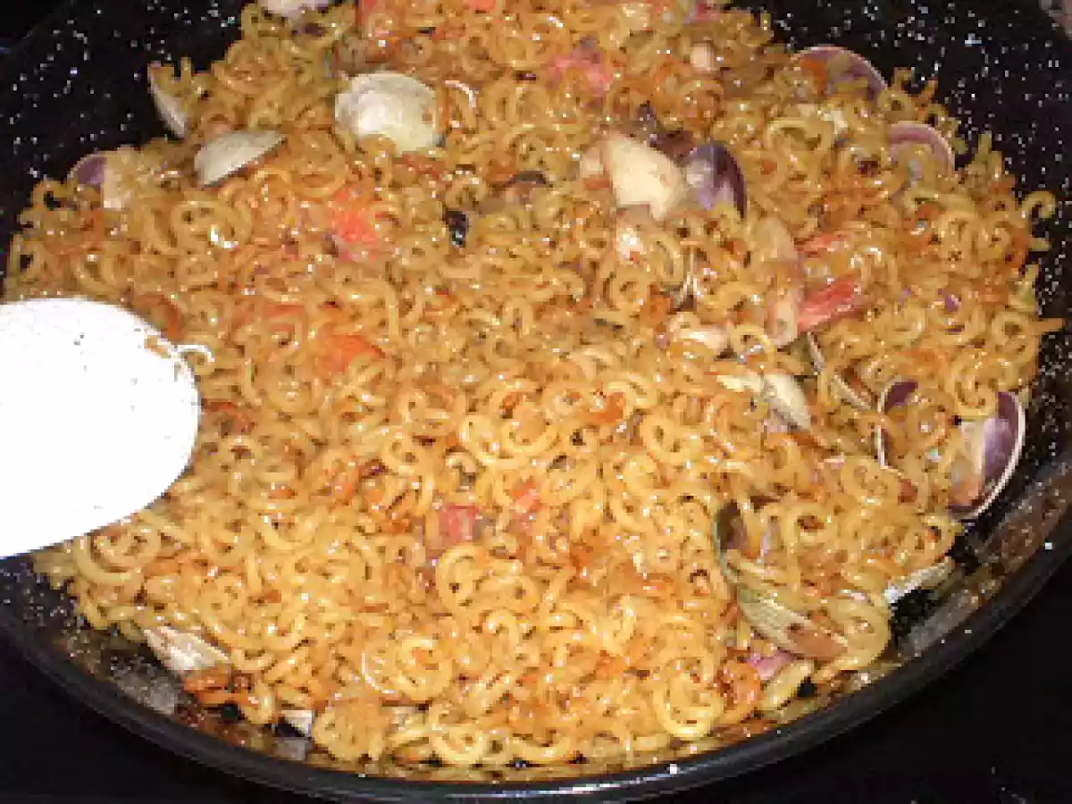 FIDEUÀ EMPEZADA CON MÁQUINAS Y TERMINADA EN HORNO - foto 14