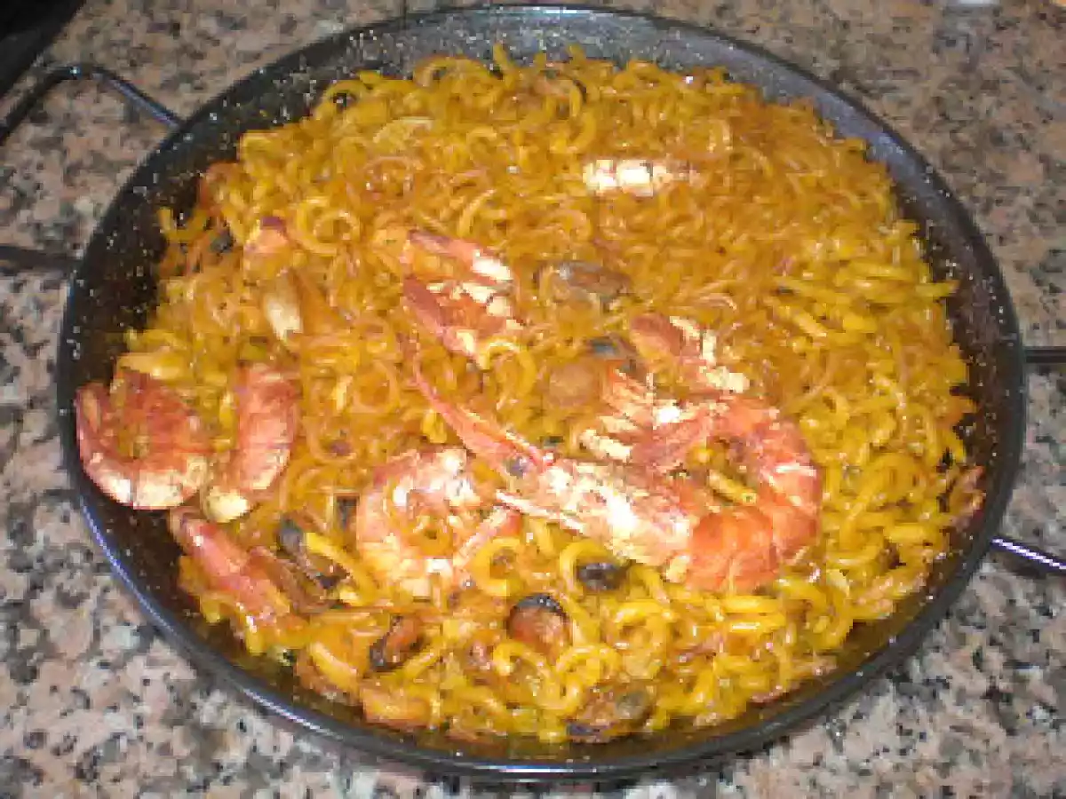 FIDEUÀ EMPEZADA CON MÁQUINAS Y TERMINADA EN HORNO - foto 19