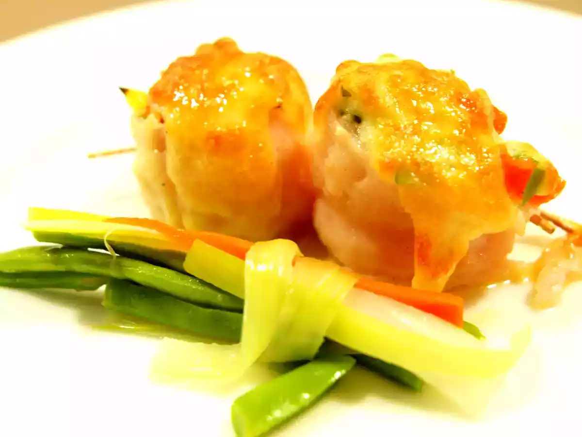 FILETE DE ROSADA, GRATINADOS CON VERDURAS