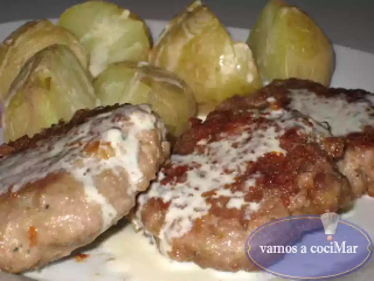 Filetes rusos con salsa roquefort