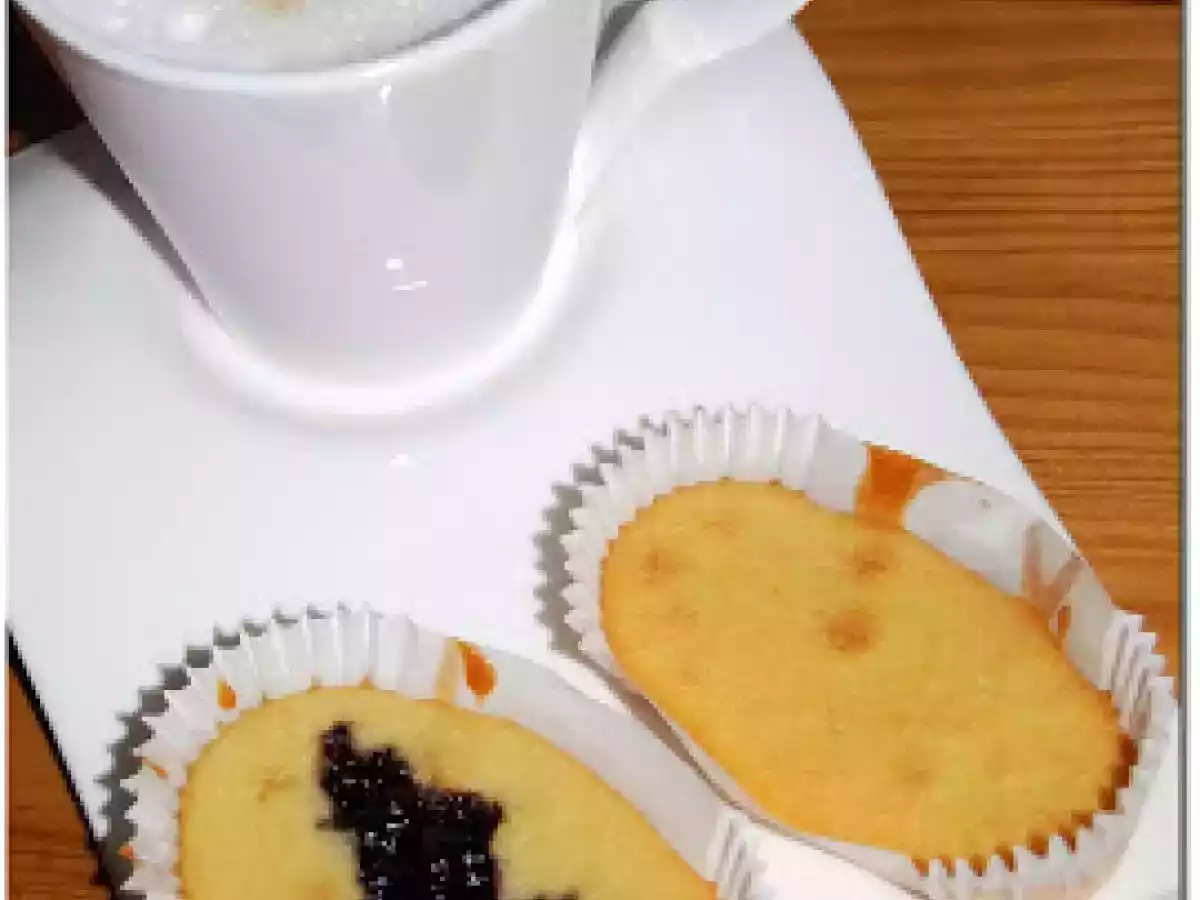 Financiers, bizcochitos de almendra con margarina - foto 3