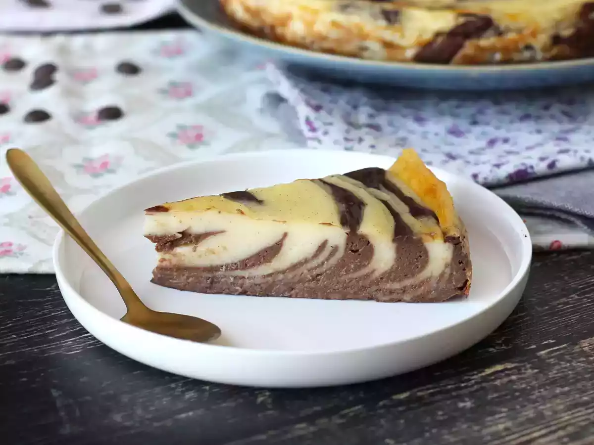 Flan casero marmolado de chocolate y vainilla: fácil, sin gluten y con un acabado espectacular