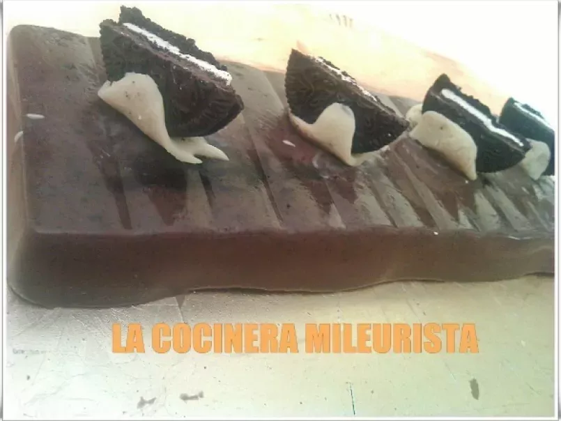 Flan de Chocolate Blanco y Negro con Oreos sin Huevos - foto 3