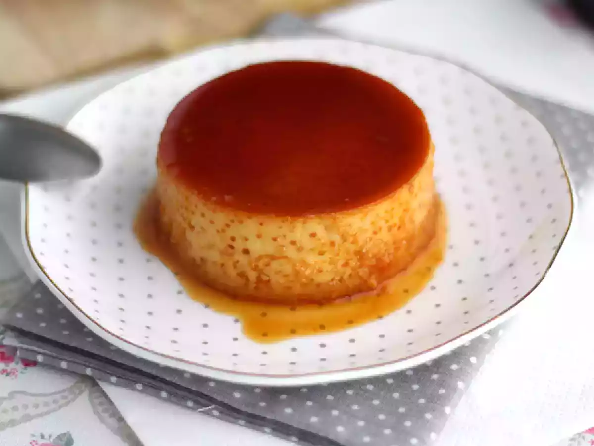 Flan de leche condensada con caramelo - foto 3