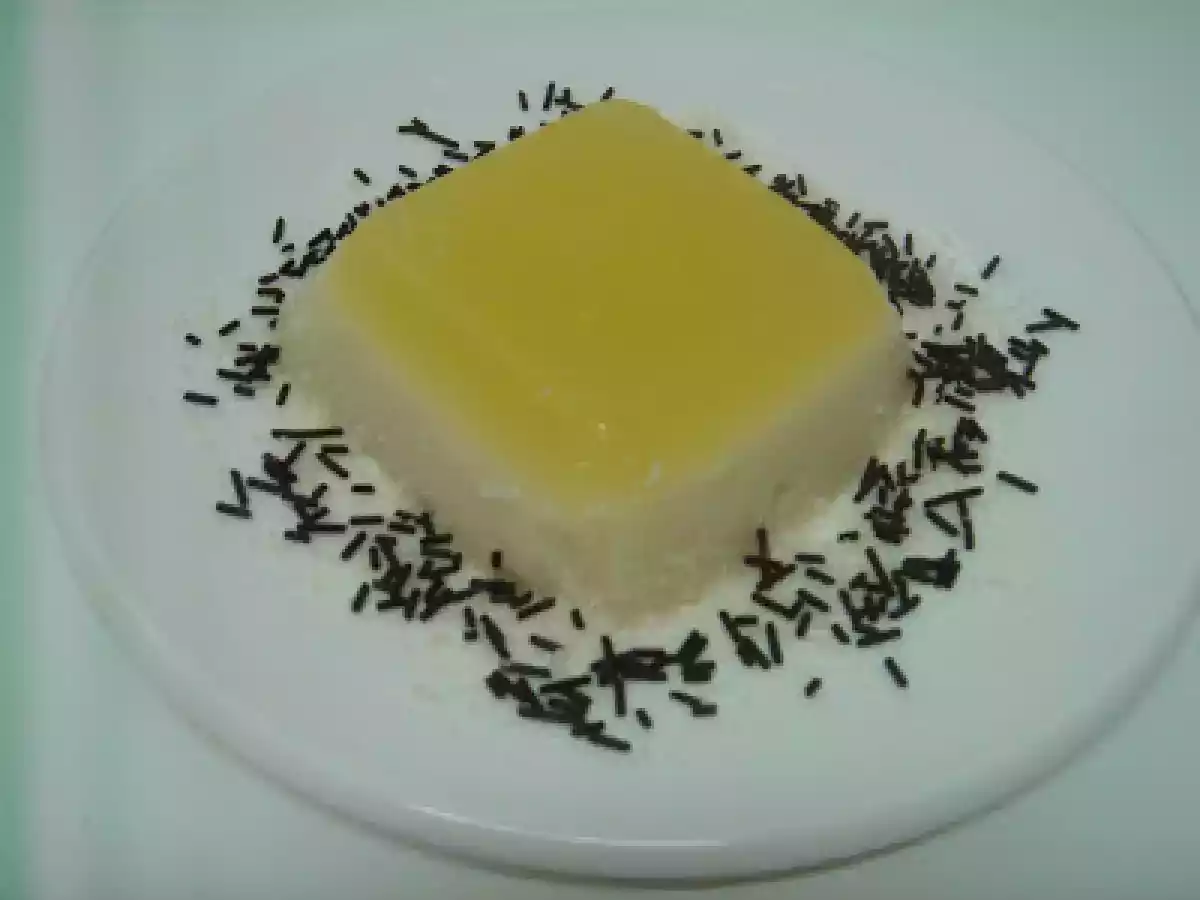 FLAN DE LECHE DE COCO CON GELATINA