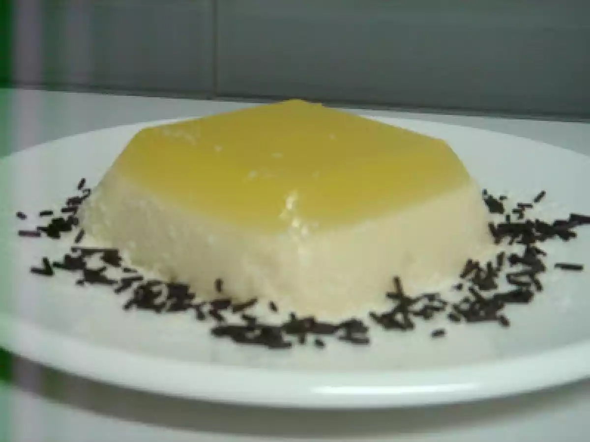 FLAN DE LECHE DE COCO CON GELATINA - foto 2