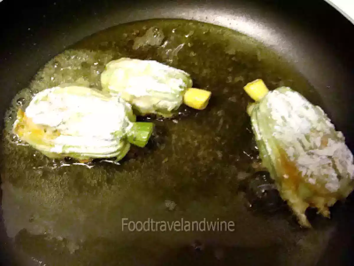 Flores de Zucchini Rellena Estilo Genovese.....y Bendiciones Para Mayte..... - foto 2