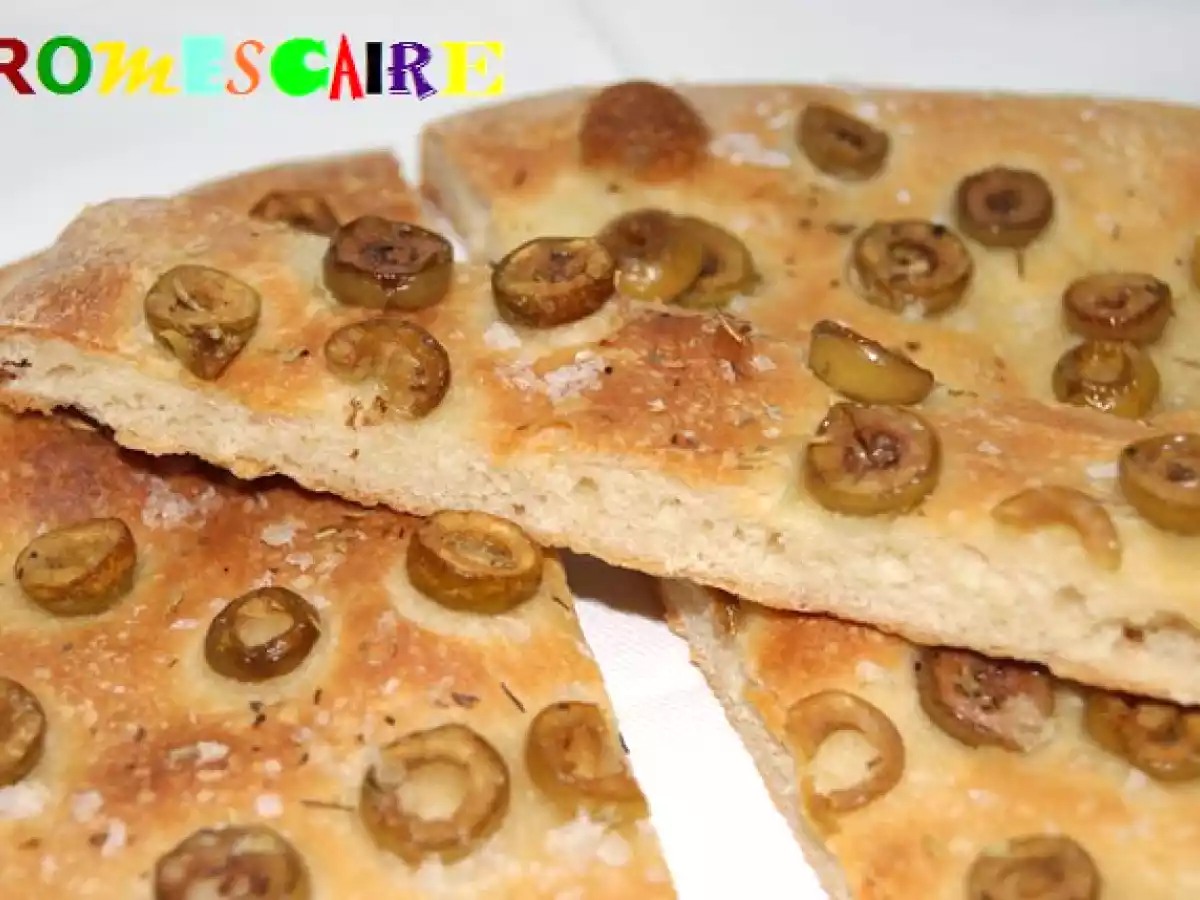 Focaccia de aceitunas verdes al aroma de romero - foto 3