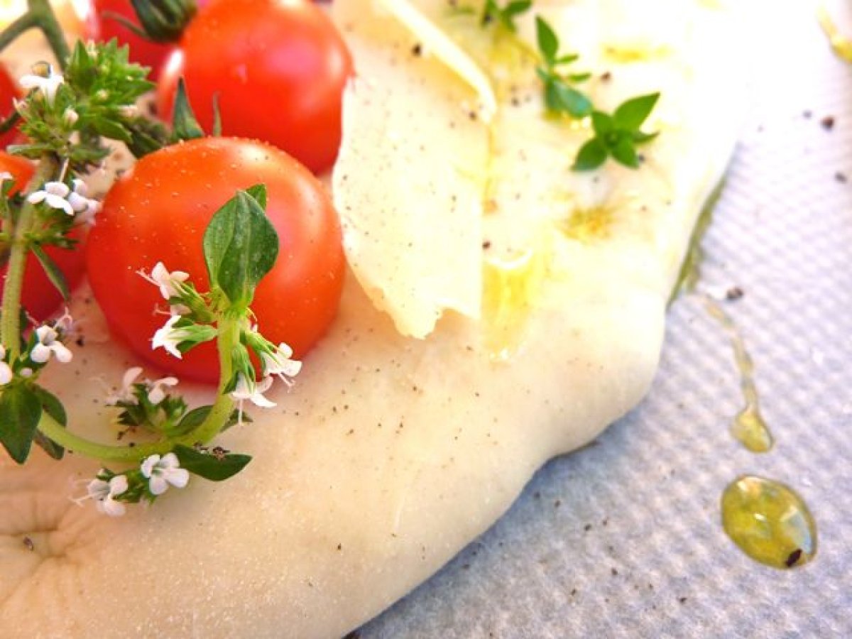 Focaccia de tomates cherry y queso manchego Receta Petitchef