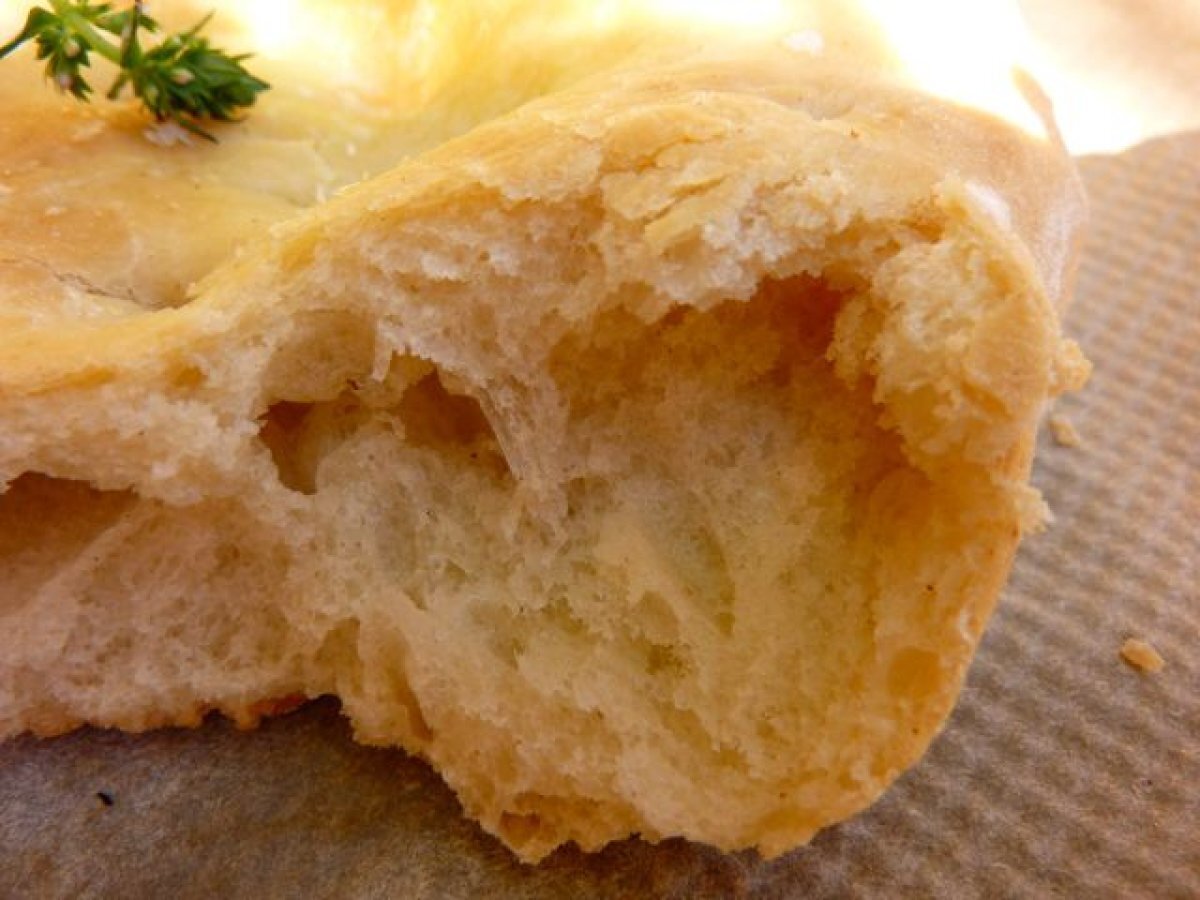 Focaccia de tomates cherry y queso manchego Receta Petitchef