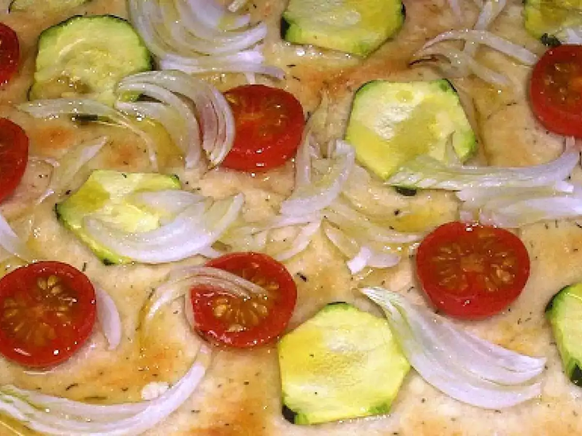 FOCACCIA DE VERDURA Y DE QUESO - foto 2