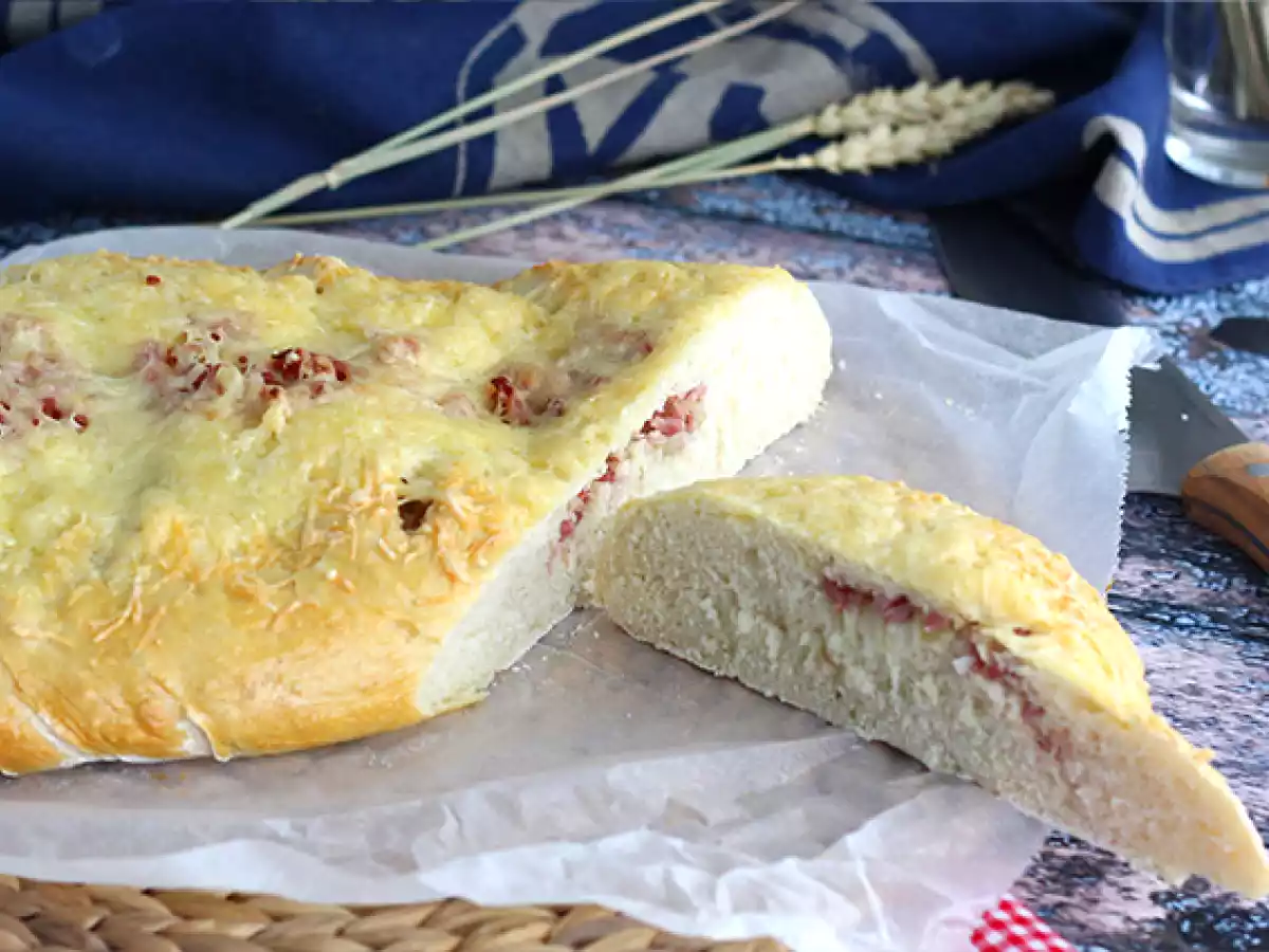 Fougasse con bacon y cebolla - foto 2