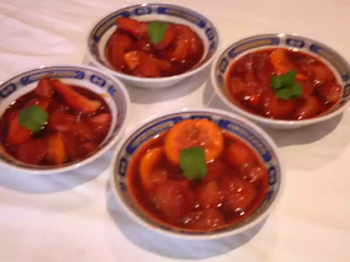 FRESAS CON CREMA DE NARANJA