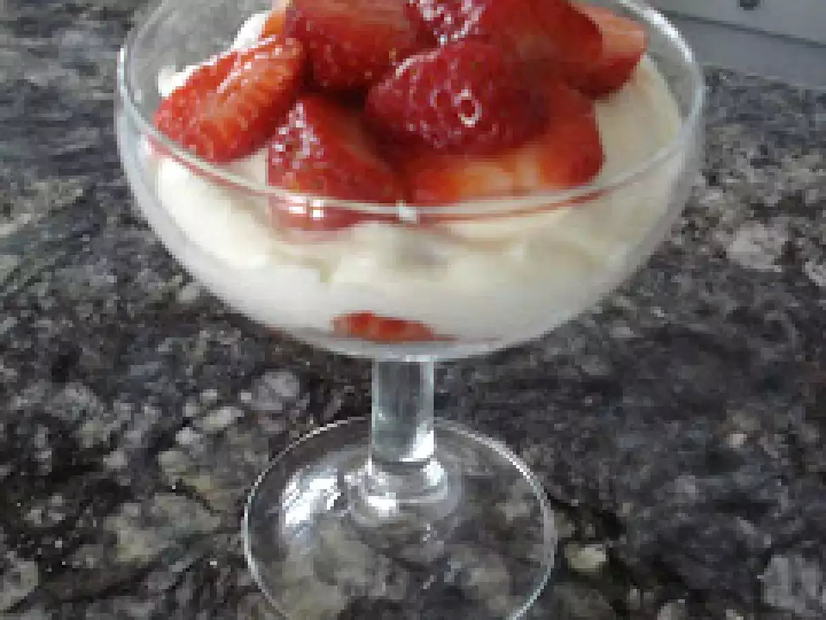 FRESAS CON CREMA ITALIANA - foto 2