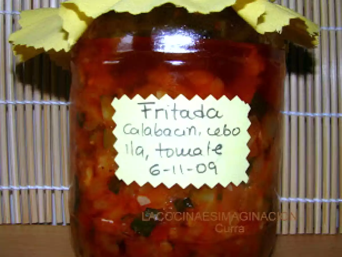 Fritada de cebolla, calabacín y tomate