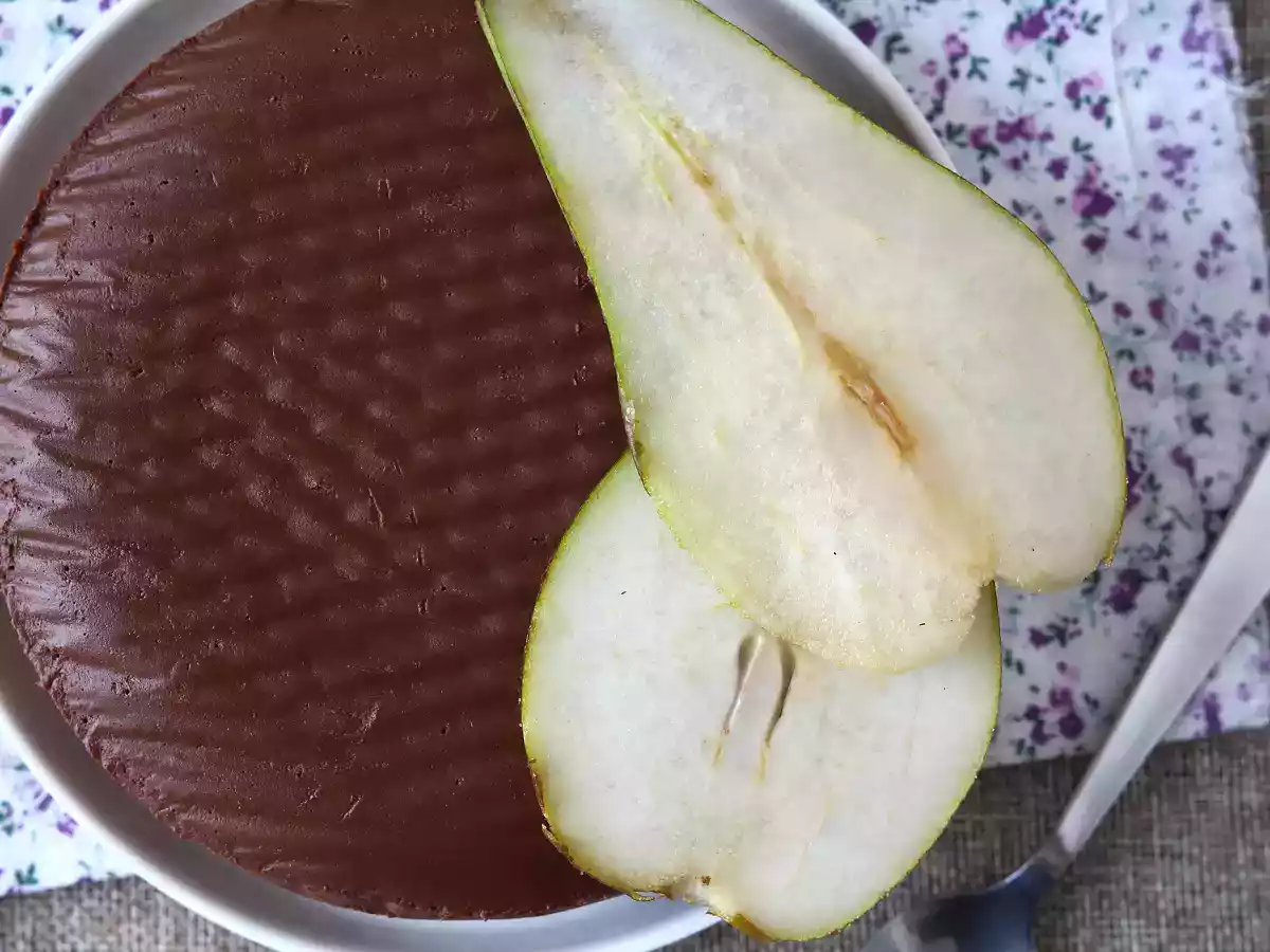 Fudge de chocolate y pera con sólo 2 ingredientes - foto 2