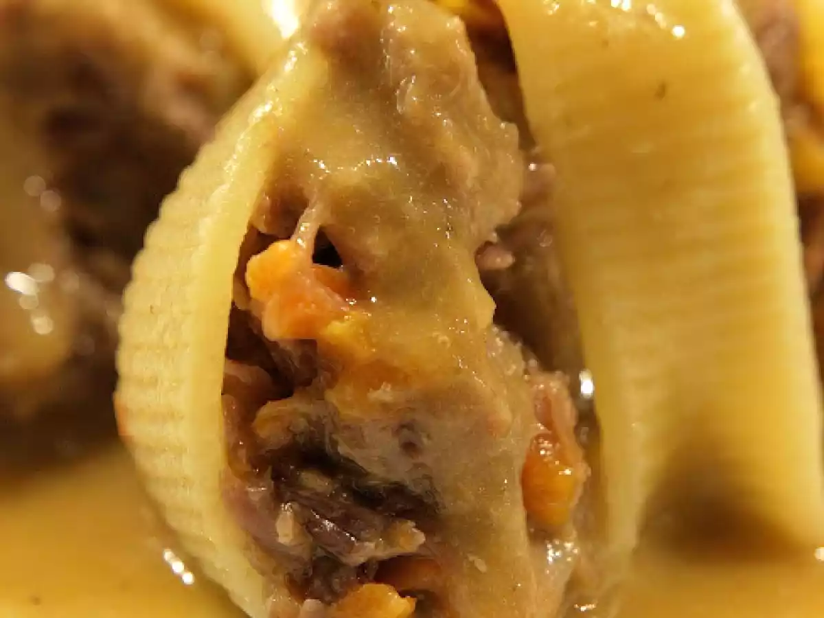 Galets farçit de galtes de porc ( Galets rellenos de carrilleras de cerdo) - foto 2