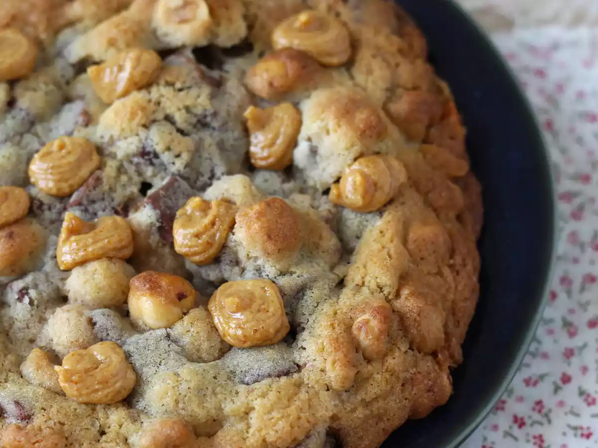 Galleta XXL de avellana y chocolate con leche y praliné - foto 4