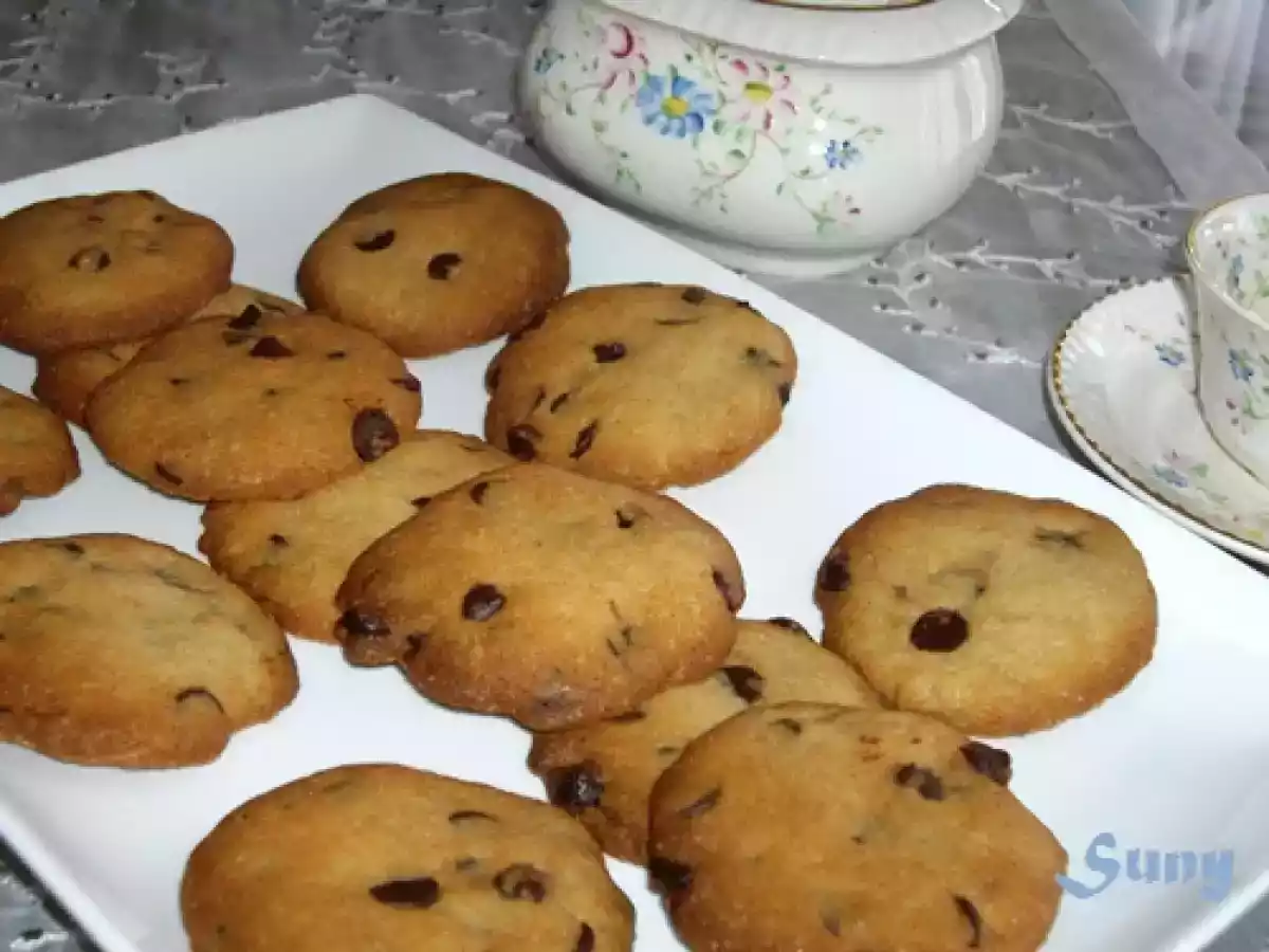 GALLETAS CON GOTAS DE CHOCOLATE