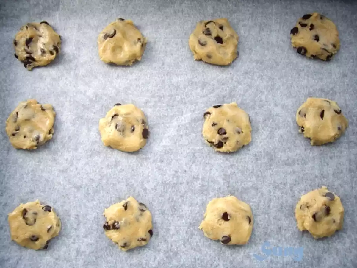 GALLETAS CON GOTAS DE CHOCOLATE - foto 3
