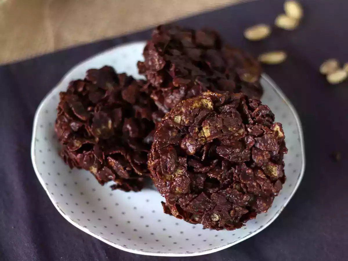 Galletas crujientes de copos de maíz con chocolate y crema de cacahuete - foto 2