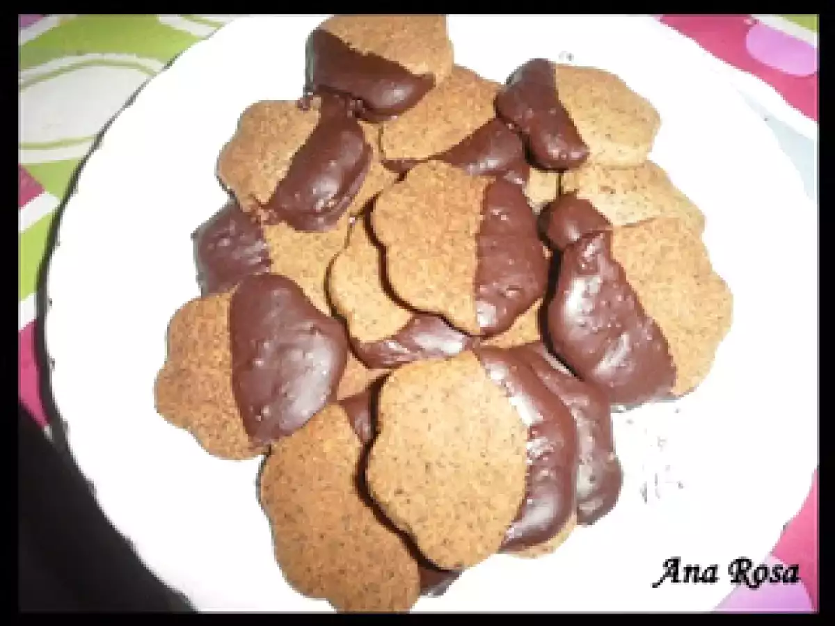 GALLETAS DE CAFE CON CUBIERTA DE CHOCOLATE