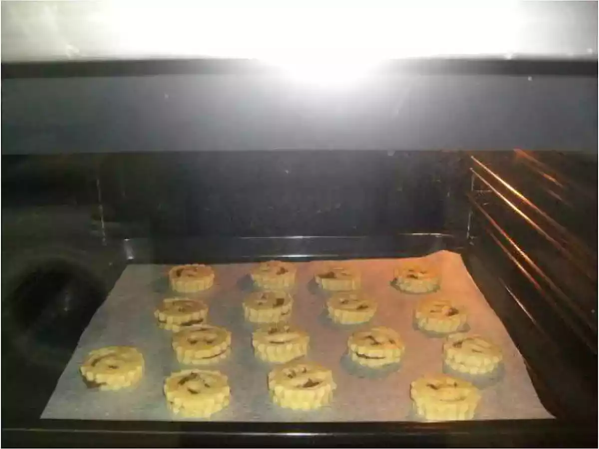 GALLETAS DE CARITAS CON CHOCOLATE - foto 8